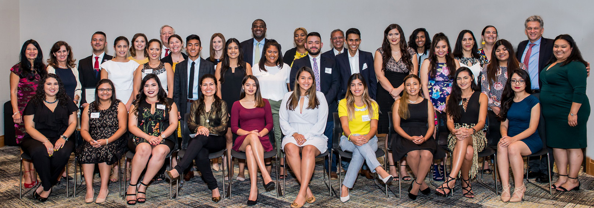LULAC National Scholarship Fund : 20 Exclusive Hispanic Scholarships for College Students in the US | estudykit.com
